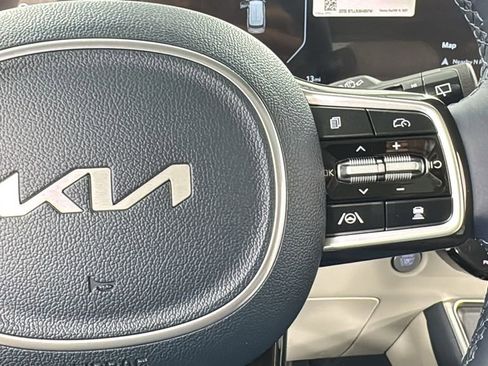New 2026 Kia Carnival SX Prestige FWD image 25