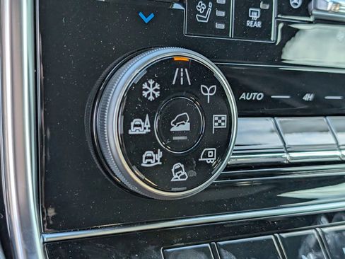 New 2026 Nissan Armada Platinum Reserve AWD/4WD image 17