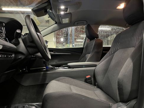 Used 2025 Toyota Camry LE image 25
