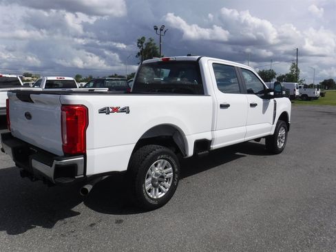 Used 2023 Ford F250 XL w/ XL Chrome Package AWD/4WD image 2