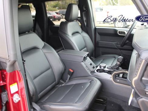 New 2025 Ford Bronco Badlands image 7