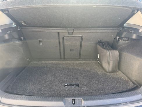 Used 2015 Volkswagen Golf TDI SEL image 9