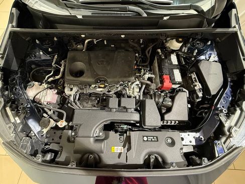 Certified 2025 Toyota RAV4 XLE AWD/4WD image 10