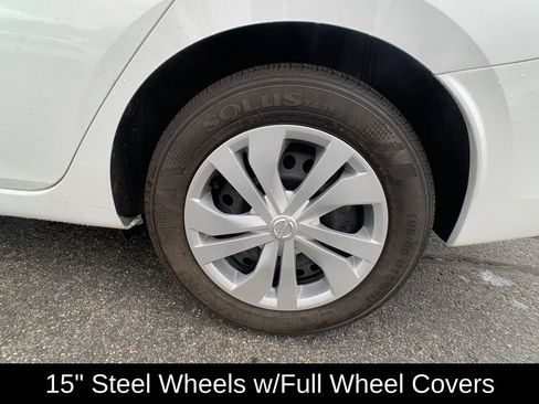 Used 2025 Nissan Versa S FWD image 33