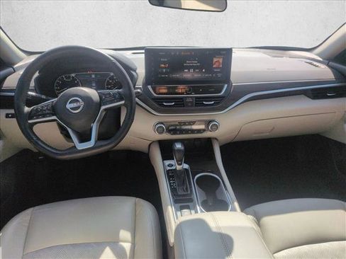 Used 2025 Nissan Altima 2.5 SL image 19