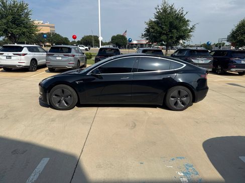 Used 2018 Tesla Model 3 Long Range RWD image 3