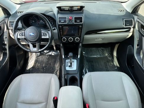 Used 2018 Subaru Forester 2.5i Limited AWD/4WD image 16