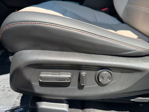 Used 2024 Honda CR-V Sport Touring image 13