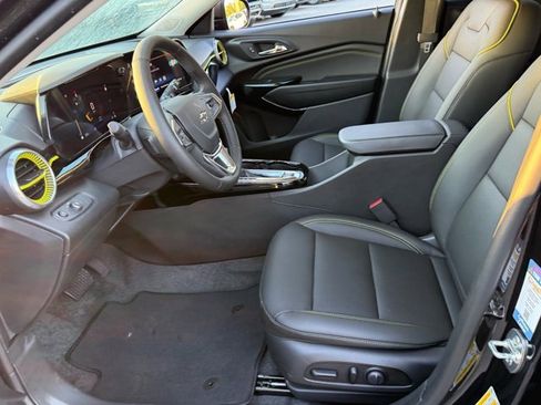 New 2026 Chevrolet Trax ACTIV w/ Sunroof Package image 11