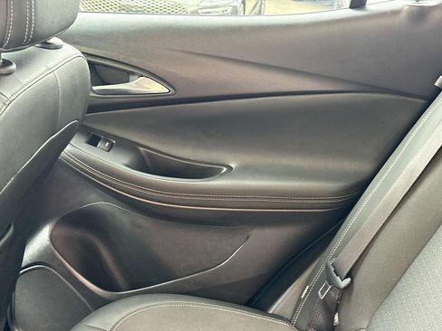 Used 2025 Buick Encore GX Preferred FWD image 12