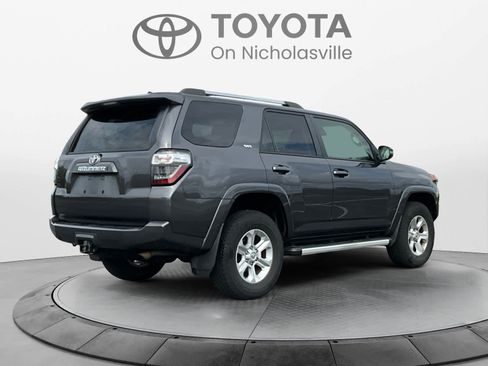 Used 2023 Toyota 4Runner SR5 Premium w/ Moonroof Package AWD/4WD image 5