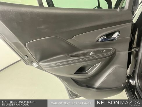 Used 2019 Buick Encore Sport Touring FWD image 18