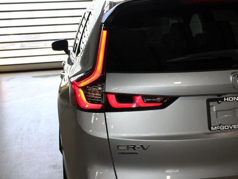 Used 2025 Honda CR-V Sport image 36