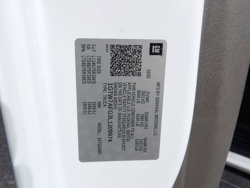 Used 2020 GMC Savana 2500 w/ Driver Convenience Package RWD image 58