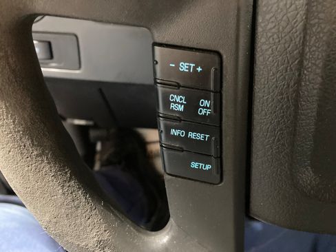 Used 2013 Ford F150 STX w/ Mid Equipment Group AWD/4WD image 21