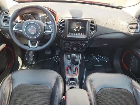 Used 2018 Jeep Compass Trailhawk AWD/4WD image 20