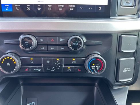 New 2025 Ford F350 XLT w/ Black Appearance Package image 19