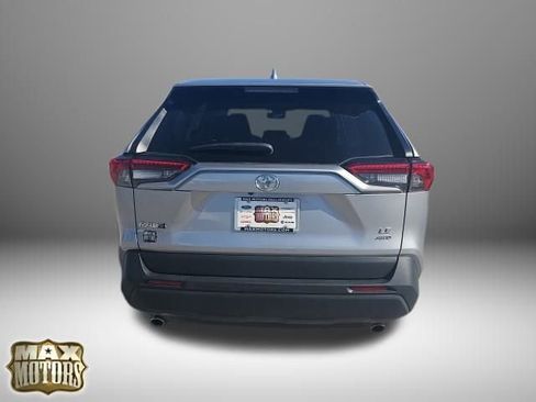 Used 2024 Toyota RAV4 LE image 8