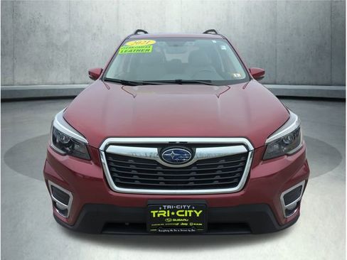 Used 2021 Subaru Forester Limited image 10