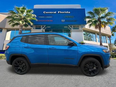 New 2026 Jeep Compass Latitude image 4