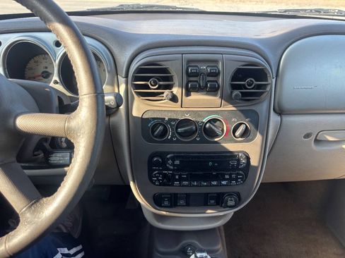 Used 2003 Chrysler PT Cruiser Limited FWD image 14