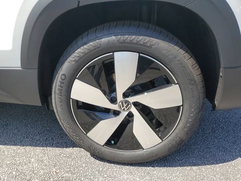 New 2026 Volkswagen Taos S AWD/4WD image 7