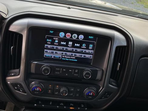 Used 2018 Chevrolet Silverado 1500 LTZ Z71 w/ LTZ Plus Package AWD/4WD image 12