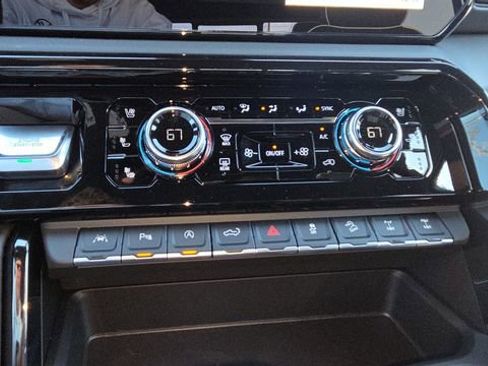 New 2026 GMC Sierra 1500 AT4X AWD/4WD image 42