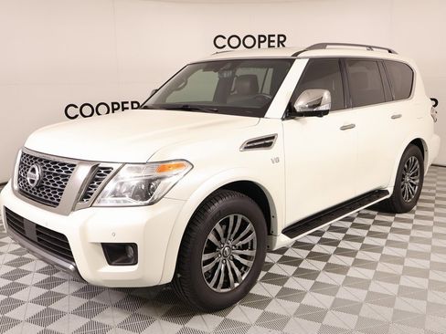 Used 2019 Nissan Armada Platinum w/ Captain's Chairs Package image 11
