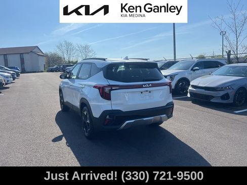 Certified 2025 Kia Seltos S image 7