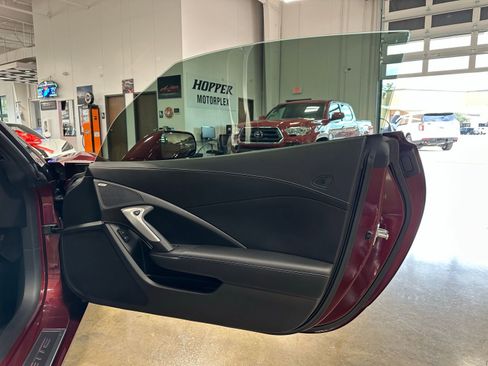 Used 2016 Chevrolet Corvette Z06 w/ 2LZ Preferred Equipment Group image 39