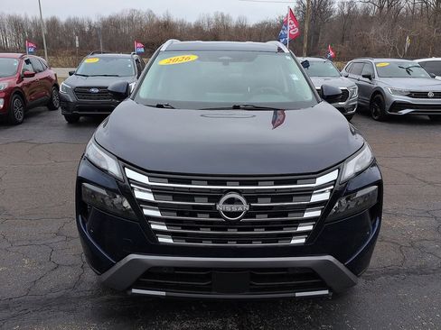 Used 2026 Nissan Rogue SL image 3