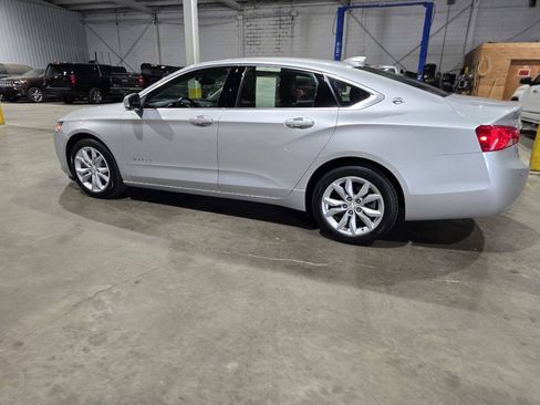 Used 2016 Chevrolet Impala LT w/ Convenience Package FWD image 7