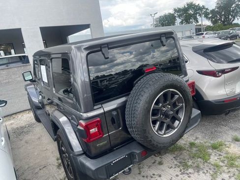 Used 2021 Jeep Wrangler Unlimited Sahara AWD/4WD image 9