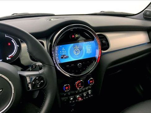 Certified 2024 MINI Cooper S w/ Signature Upholstery Package image 4