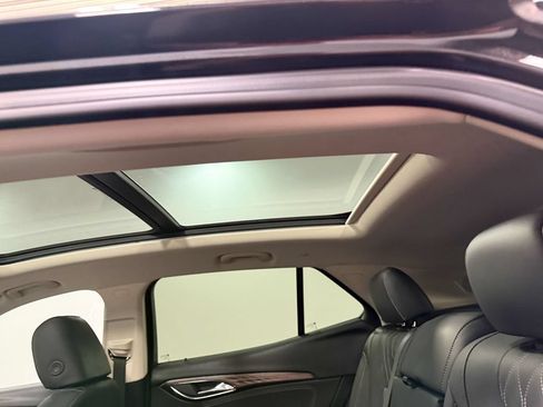 Used 2023 Buick Envision Avenir AWD/4WD image 10