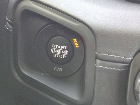 New 2025 Jeep Wrangler Unlimited Rubicon image 29