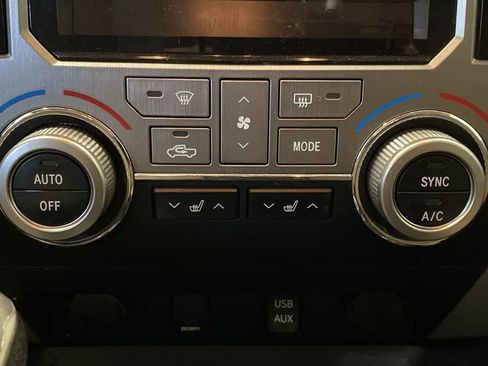 Used 2017 Toyota Tundra Limited w/ Limited Premium Package image 21