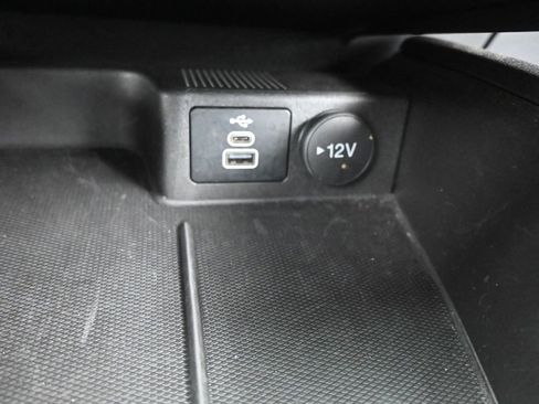 Used 2025 Ford Escape ST-Line image 34