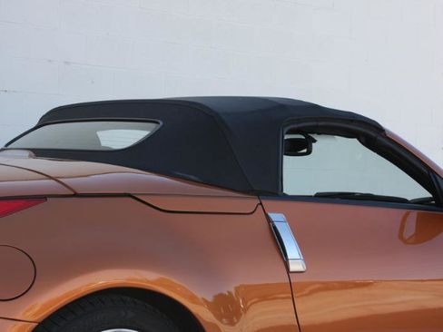 Used 2006 Nissan 350Z Touring RWD image 7