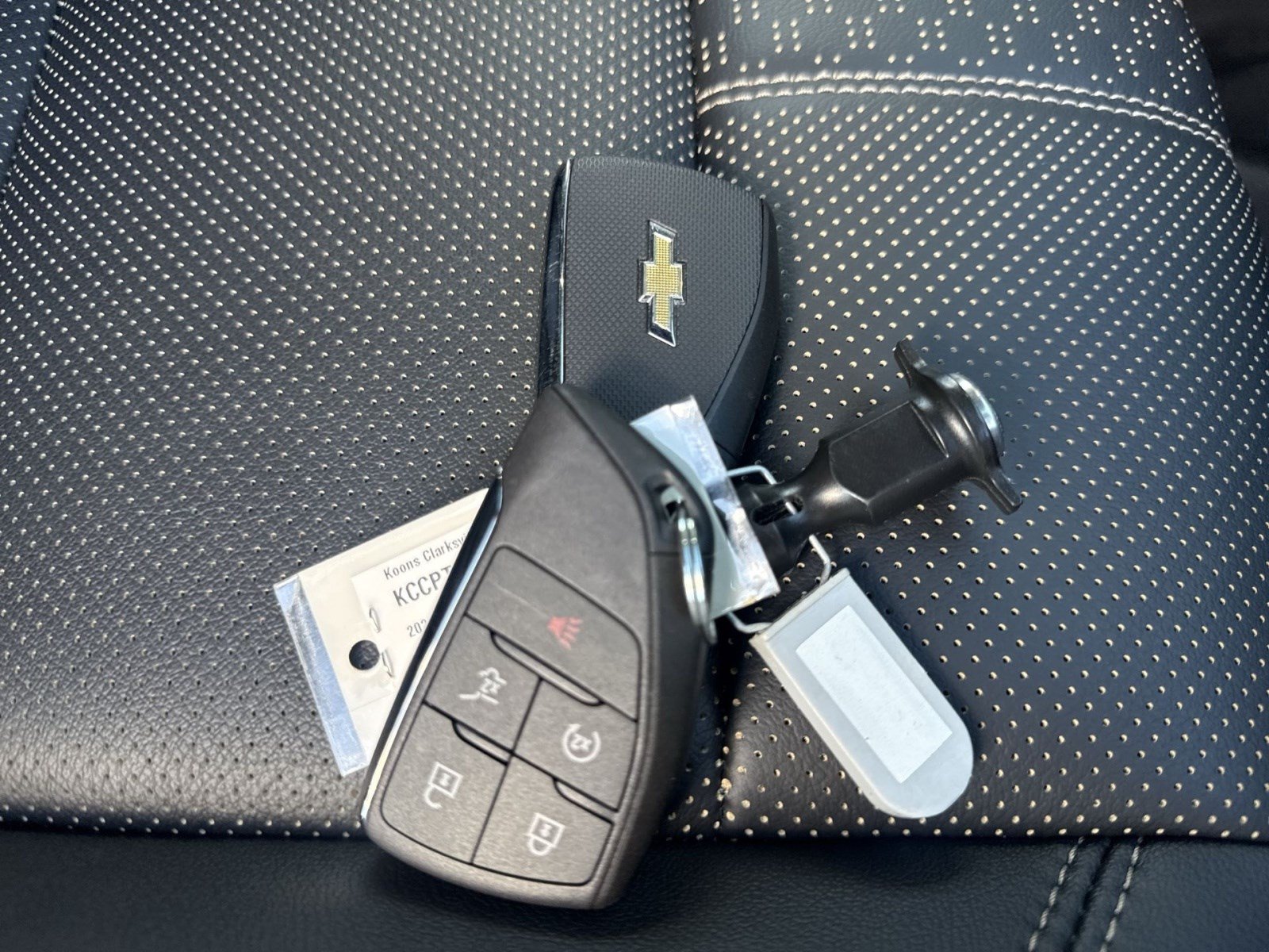 Used 2026 Chevrolet Traverse High Country w/ LPO, Floor Liner Package AWD/4WD image 27