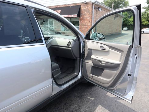 Used 2012 Chevrolet Traverse LT AWD/4WD image 10