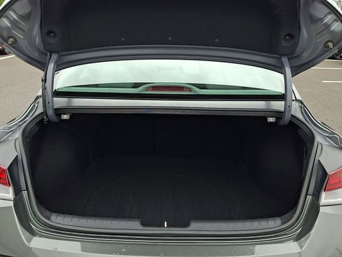 Certified 2025 Hyundai Elantra SEL FWD image 28