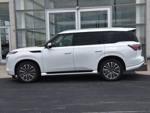 Certified 2025 INFINITI QX80 Sensory AWD/4WD image 11