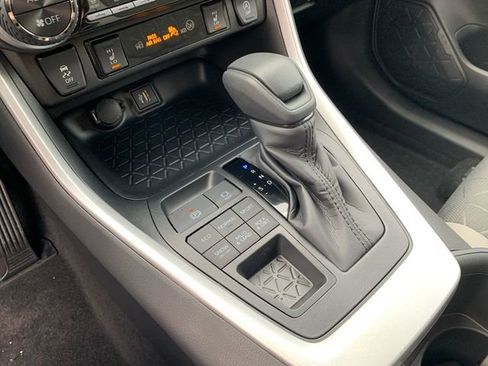 New 2025 Toyota RAV4 XLE image 28