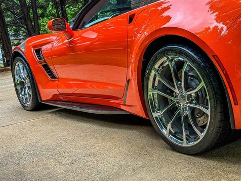 Used 2019 Chevrolet Corvette Grand Sport RWD image 26