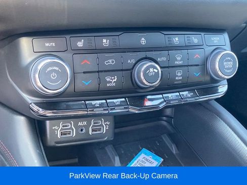 Used 2025 Dodge Durango R/T AWD/4WD image 13