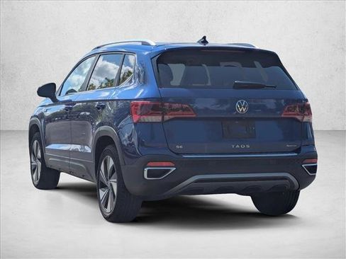 Used 2023 Volkswagen Taos SE AWD/4WD image 7