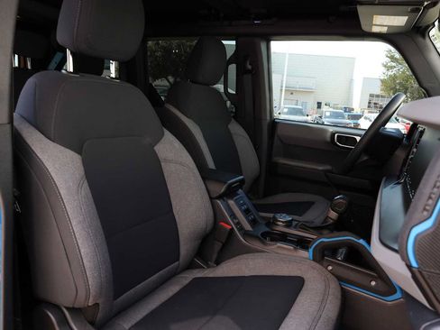 Used 2022 Ford Bronco 4-Door w/ Sasquatch Package AWD/4WD image 36