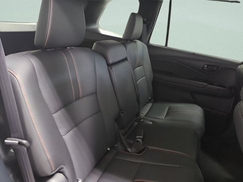 Used 2023 Honda Passport TrailSport image 19